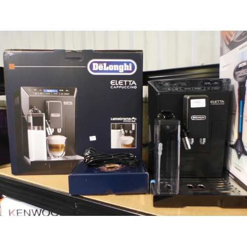 3002 - Delonghi Eletta Cappuccino Coffee Machine   - This lot requires a UK adaptor      (327-556 )  * This... 