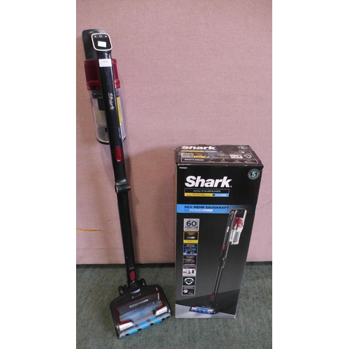 3046 - Shark Cordless Stick Vacuum Cleaner  With Battery - This lot requires a UK adaptor      (327-668 )  ... 