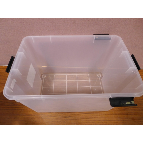 3076 - Iris 70L Storage Box       (327-442 )  * This lot is subject to VAT