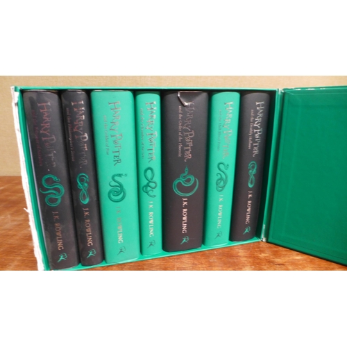 3088 - Harry Potter Slytherin House Book Set     (327-227 )  * This lot is subject to VAT