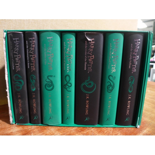 3088 - Harry Potter Slytherin House Book Set     (327-227 )  * This lot is subject to VAT