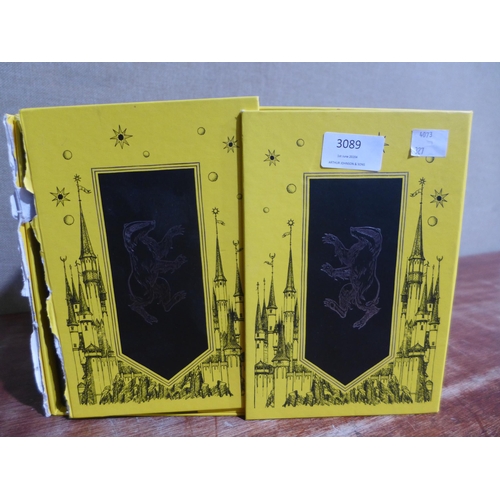 3089 - Harry Potter Hufflepuff House Book Set   (327-195 )  * This lot is subject to VAT