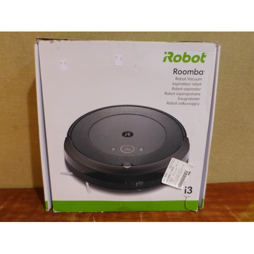 3100 - Roomba I3 Irobot Vacuum Cleaner   - This lot requires a UK adaptor     (327-423 )  * This lot is sub... 