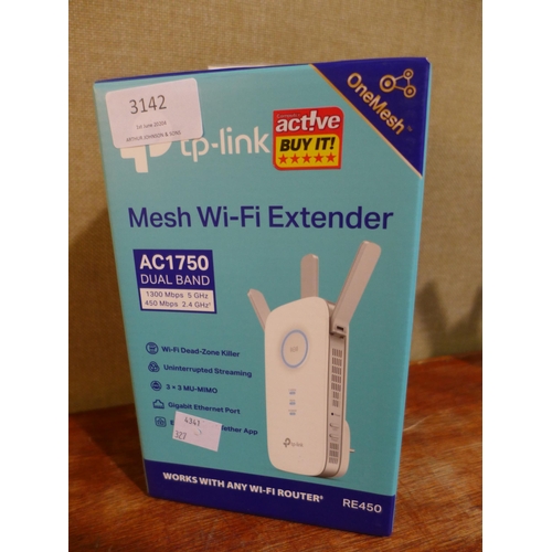 3142 - Tp-Link Ac1750 Wifi Extender   - This lot requires a UK adaptor     (327-434 )  * This lot is subjec... 