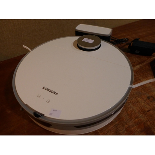 3150 - Samsung Jetbot Robot Vacuum Cleaner   - This lot requires a UK adaptor     (327-672 )  * This lot is... 