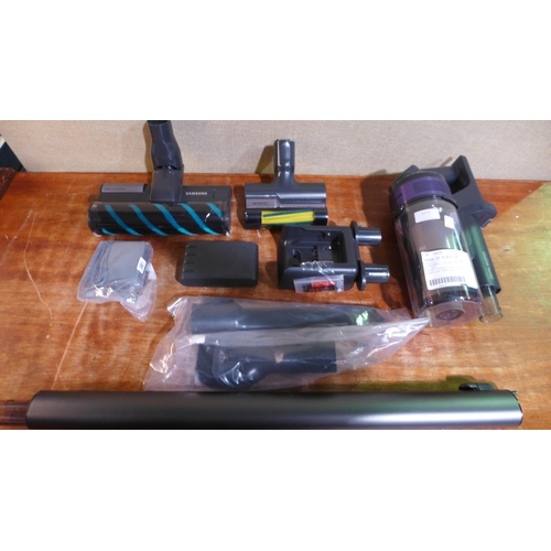 3151 - Samsung Jet 75 Multi Vacuum Cleaner With Battery And Charger   - This lot requires a UK adaptor     ... 