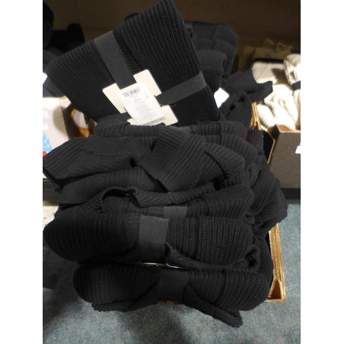 3190 - Quantity of women’s Max & Mia Black Cardigans- mixed sizes. * This lot is subject to vat