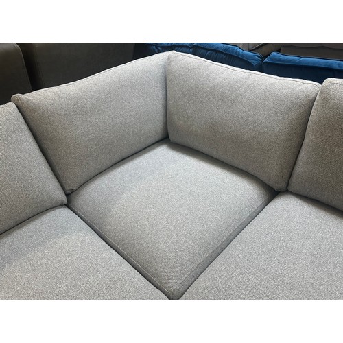 1403 - A grey fabric corner sofa