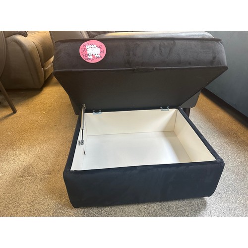 1441 - Black velvet storage footstool