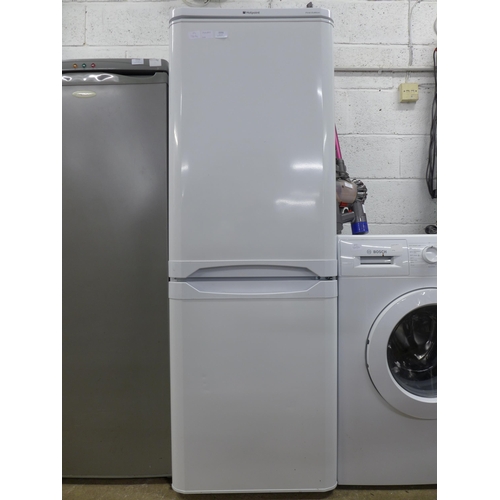 2255 - A Hotpoint First Edition type CM02 60/40 free standing fridge freezer