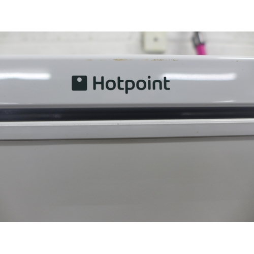 2255 - A Hotpoint First Edition type CM02 60/40 free standing fridge freezer