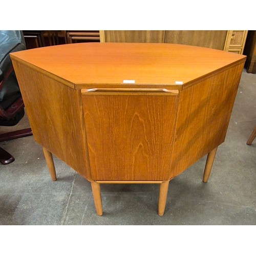 70 - A Danish teak single door side cabinet