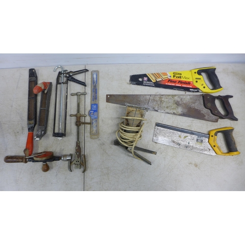 2001 - A quantity of power tools including a DeWalt DW620 230V plunge router, Makita 6280D 14.4V cordless d... 