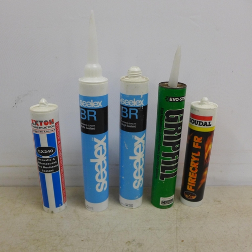 2007 - A box of assorted fillers and sealants including Soudal, Flexy Fix, Evo-Stik, Sealex, Exton EX240, U... 