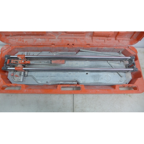 2025 - A Rubi TX-900 tile cutter in a plastic case