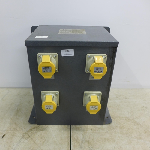 2031 - An Electro-Wind 4 socket 110V transformer - no 240v power cable