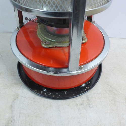 2040 - A metal Parasene paraffin heater