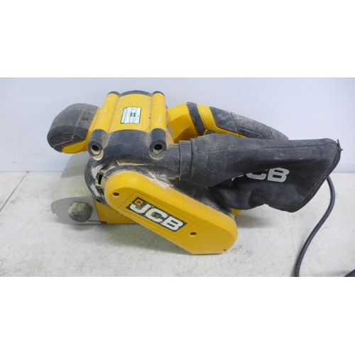 2094 - Two JCB tools including a JCB-BS950 240v 950W belt sander with spare sanding belts and a JCB-R S110 ... 