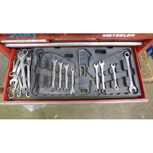 2096 - A Metzeler Maxis metal 6 drawer toolbox with a quantity of tools including pliers, sockets, screwdri... 