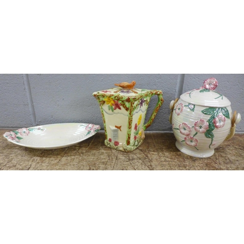 1005 - Assorted china, Maling, Royal Worcester, Wade Heath, etc. **PLEASE NOTE THIS LOT IS NOT ELIGIBLE FOR... 