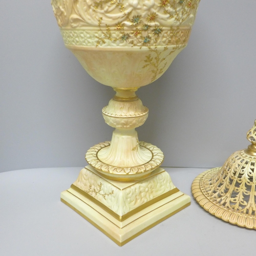 610 - A Grainger's Royal China Works gilt ivory vase and pierced cover, 19th Century (lid discoloured, res... 