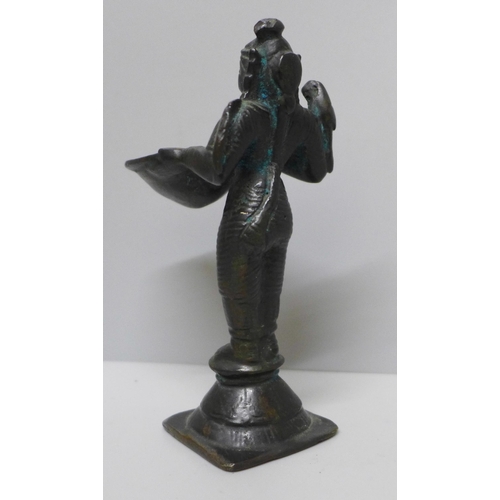 621 - A bronze Indian deity, 10.5cm