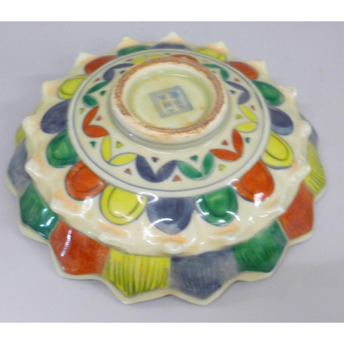 651 - A Chinese Doucai porcelain dish, 21cm