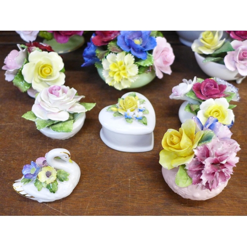 671 - A collection of ten china flower posies including Royal Doulton, Coalport, etc. **PLEASE NOTE THIS L... 