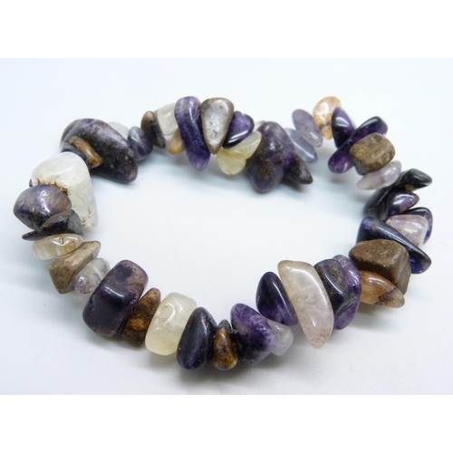 959 - A Blue John bracelet