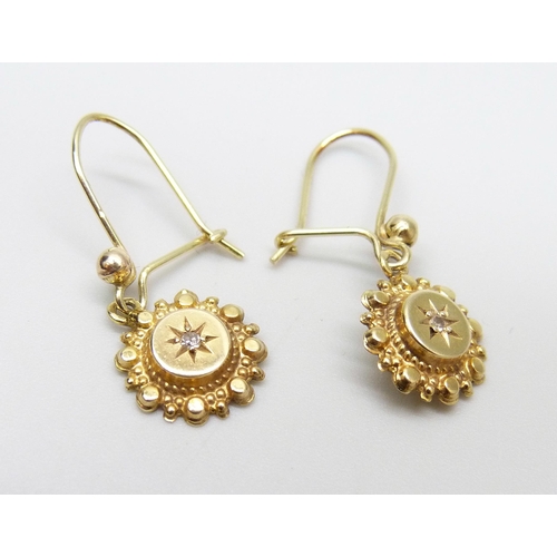 967 - A pair of 9ct gold Victorian drop earrings set with diamonds, 1.2g