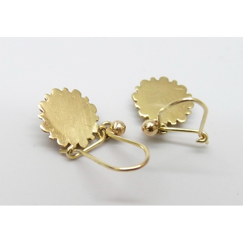 967 - A pair of 9ct gold Victorian drop earrings set with diamonds, 1.2g