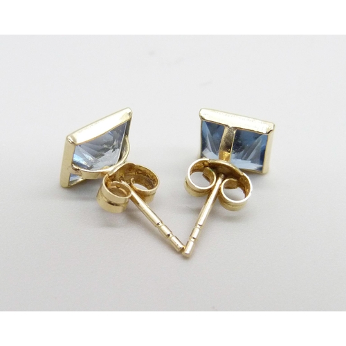 970 - A pair of 9ct gold and blue stone earrings, the butterflies marked 9ct