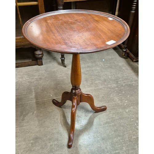 155 - A Victorian style mahogany tripod lamp table