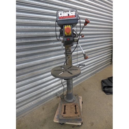 2284 - A Clarke Metal Worker CDP301B 230v 510w pillar drill press