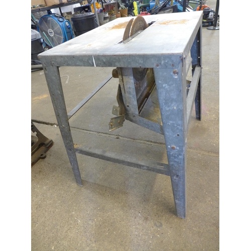 2287 - A 240V Blue Plug table saw  - failed electrical testing due to earth continuity - sold as scrap