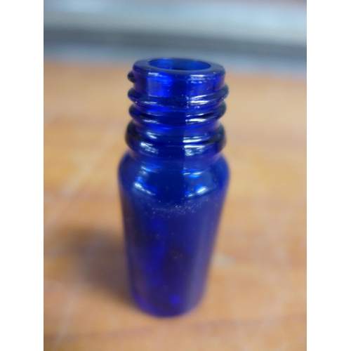 2389 - 2 boxes of blue glass bottles in 10ml and 100ml variety with screw cap lids