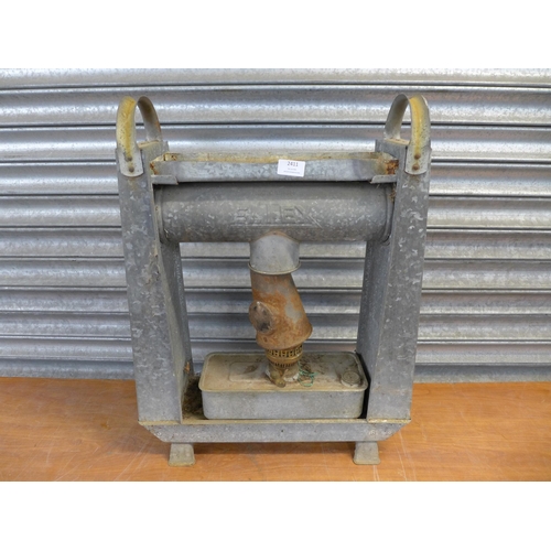 2411 - An Eltex paraffin heater