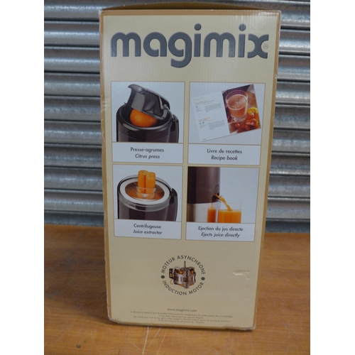 2428 - A Magimix Le Duo juicer, boxed, unused, sealed