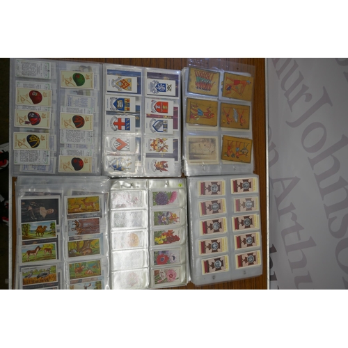 2201 - Large quantity of cigarette card sets