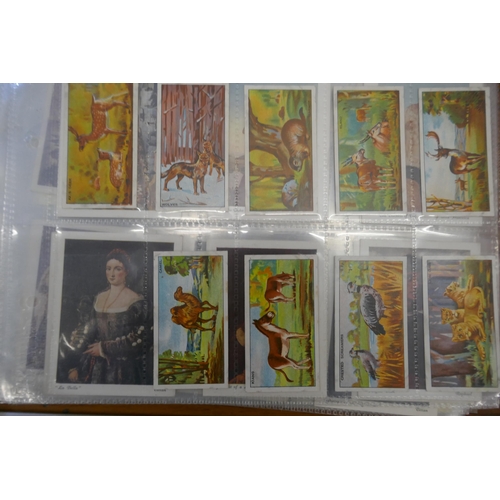 2201 - Large quantity of cigarette card sets