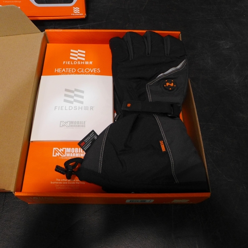 3110 - 2 x Warming Heated Gloves - Mixed Sized       (327-618,619)  * This lot is subject to VAT