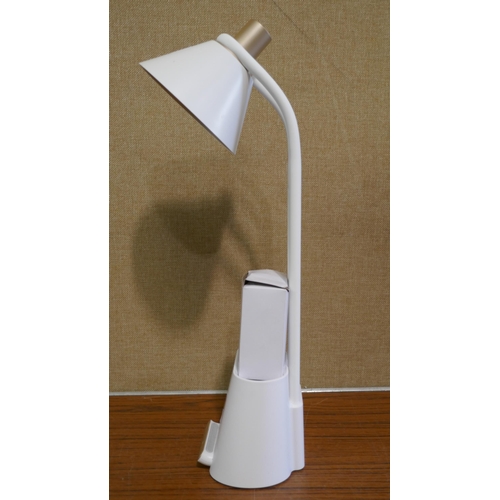 3023 - Ottlite Led Organiser Desk Lamp  (322-40) *This lot is subject to VAT