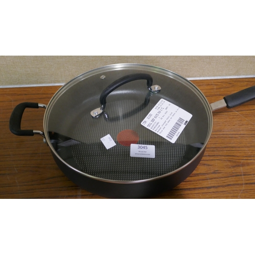 3045 - Tefal Deep 4.7L Saute Pan   (327-63 )  * This lot is subject to VAT