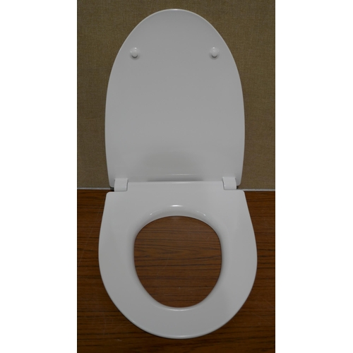 3054 - Tavistock Soft Close Toilet Seat  (327-67 )  * This lot is subject to VAT