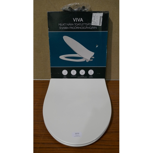 3070 - Tavistock Soft Close Toilet Seat   (327-583 )  * This lot is subject to VAT