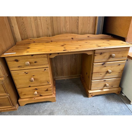 1498 - A two door pine wardrobe and dressing table