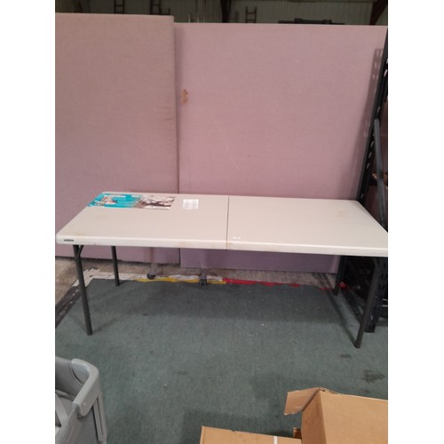 3436 - Lifetime 6Ft Folding Table     (327-561 )  * This lot is subject to VAT