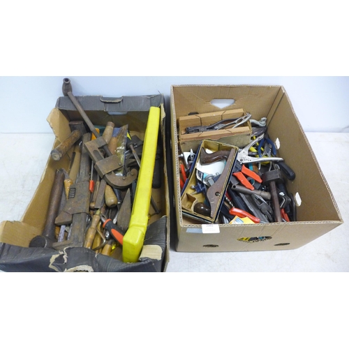 2065 - Two boxes of assorted hand tools including a Planemaster No.10 plane with original box and papers, w... 