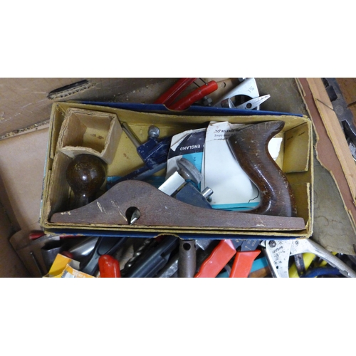 2065 - Two boxes of assorted hand tools including a Planemaster No.10 plane with original box and papers, w... 
