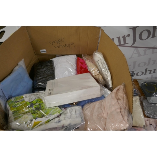 2295 - A box of approx. 70 unused items, mostly unworn clothes